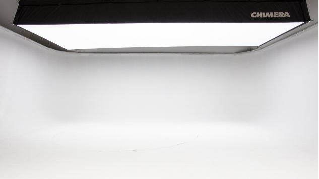 Studio 18 plateau blanc